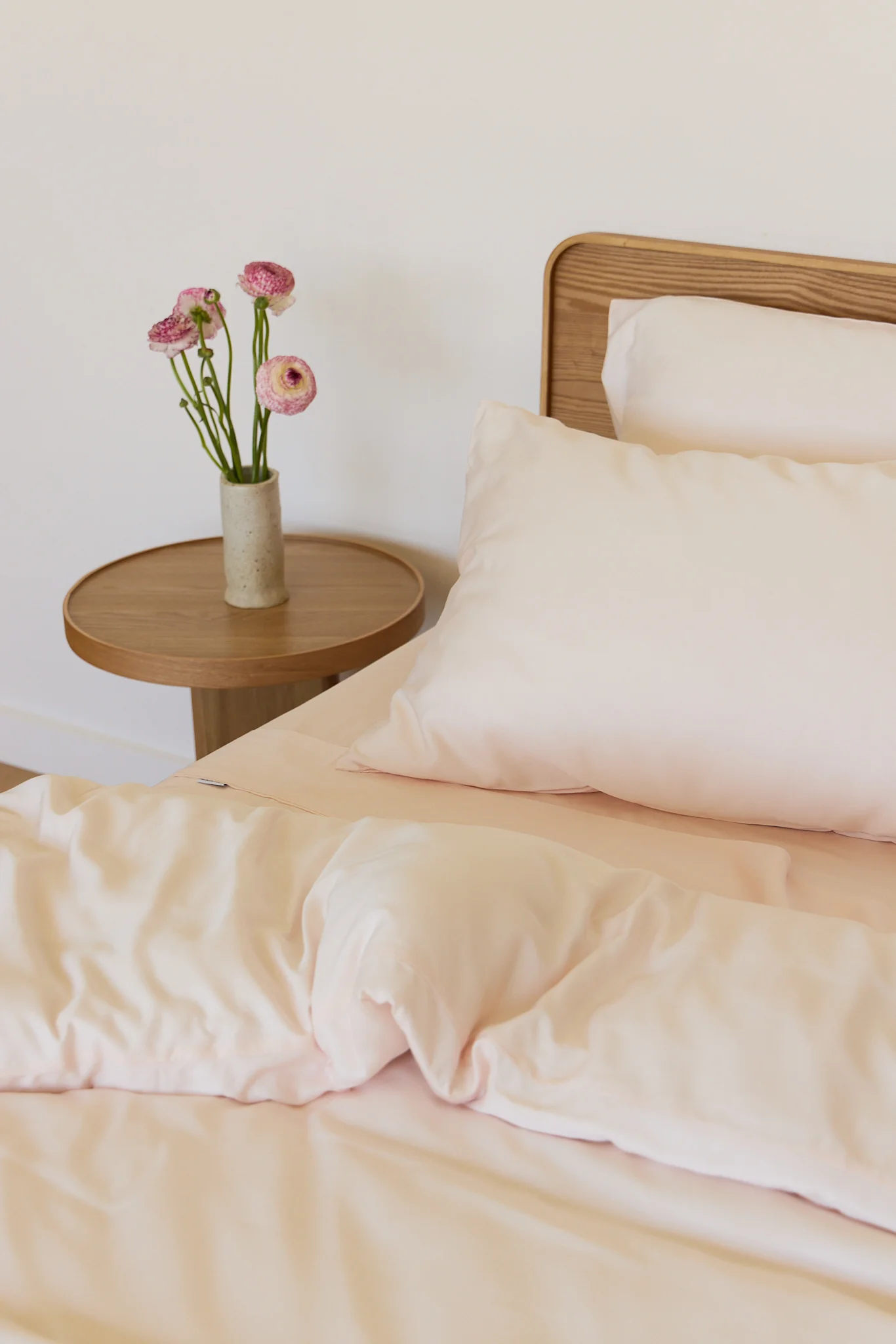 Blush Bamboo Sheet Set - Image 4