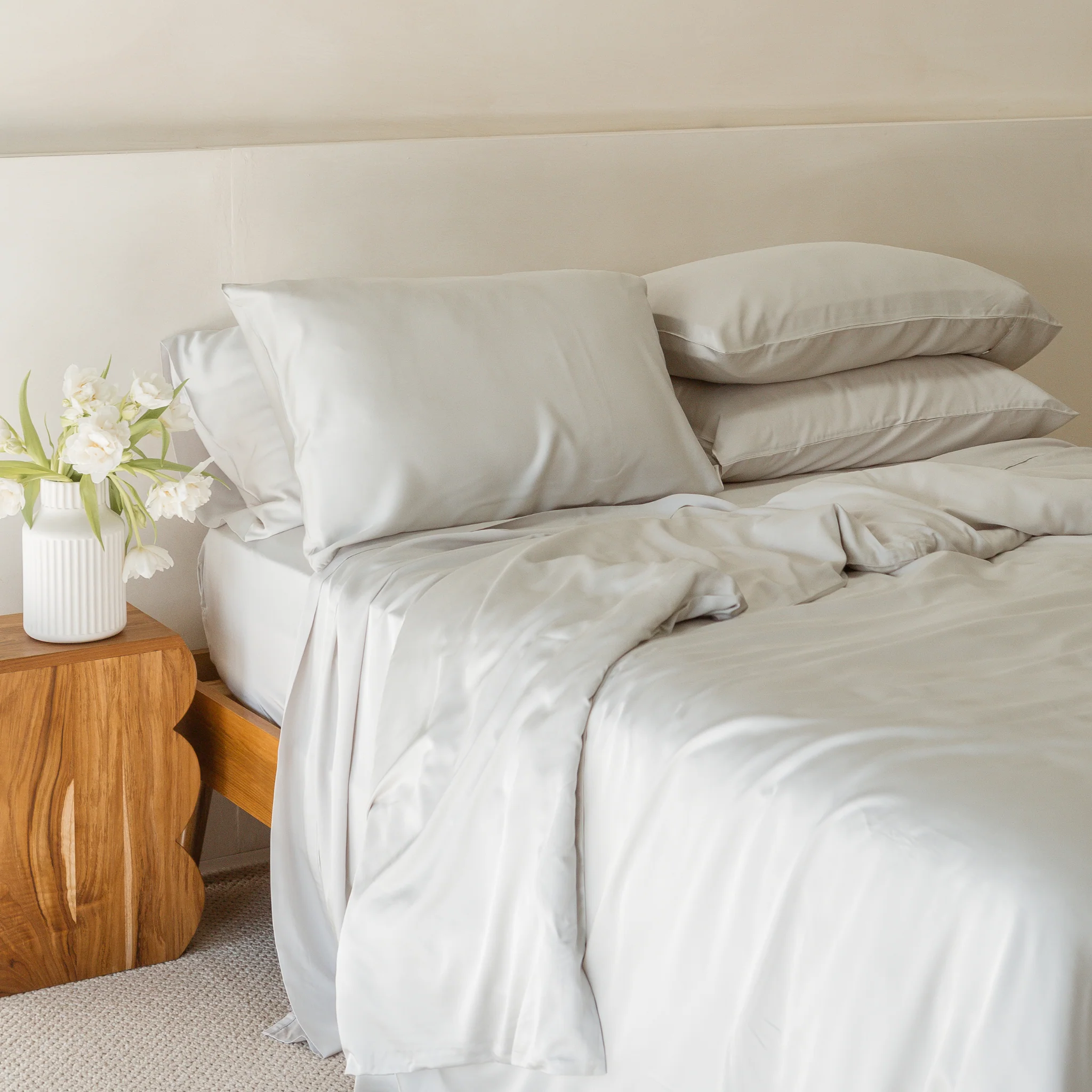 Silver Bamboo Quilt Cover - Image 4