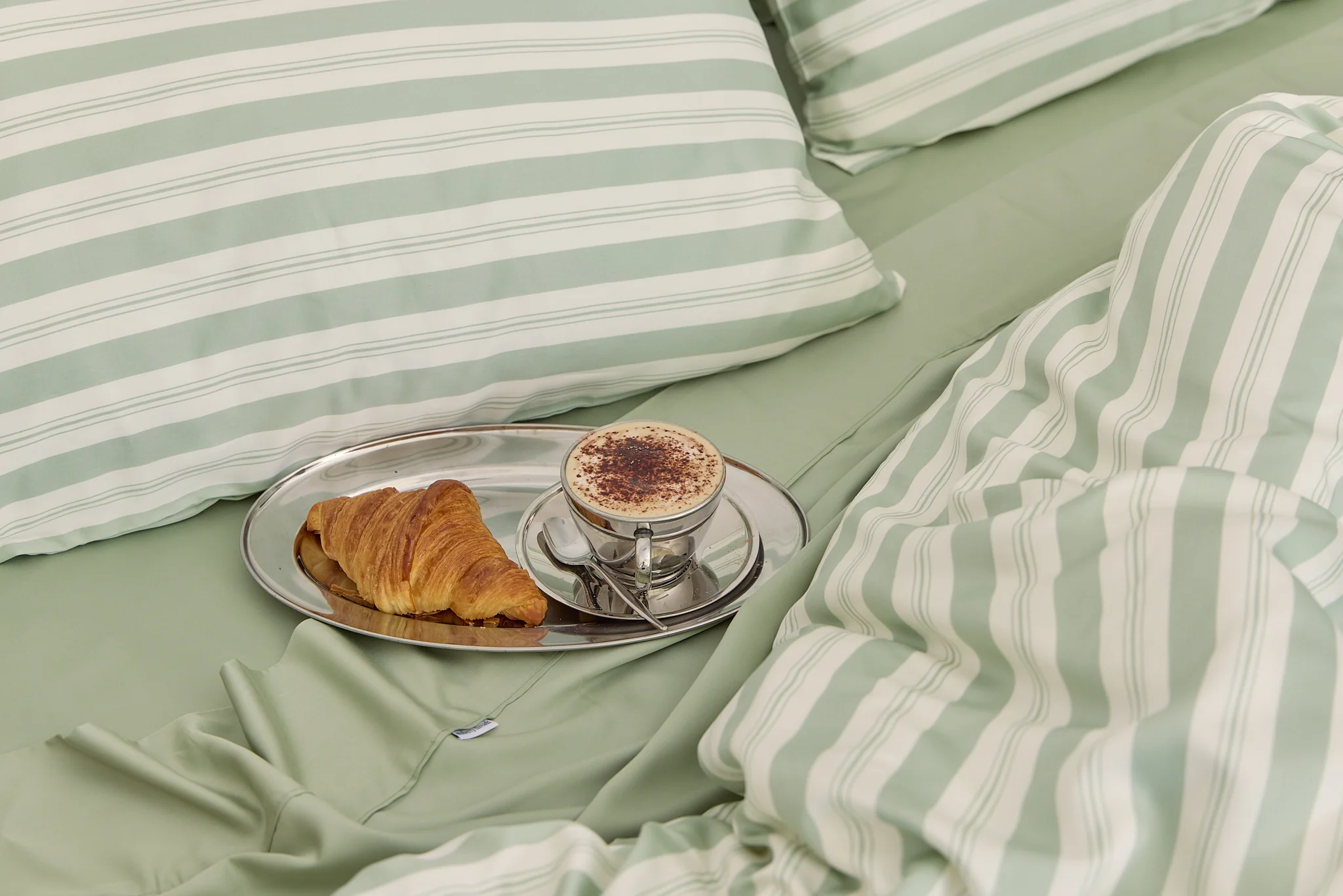 Pistachio Bamboo Fitted Sheet - Image 3