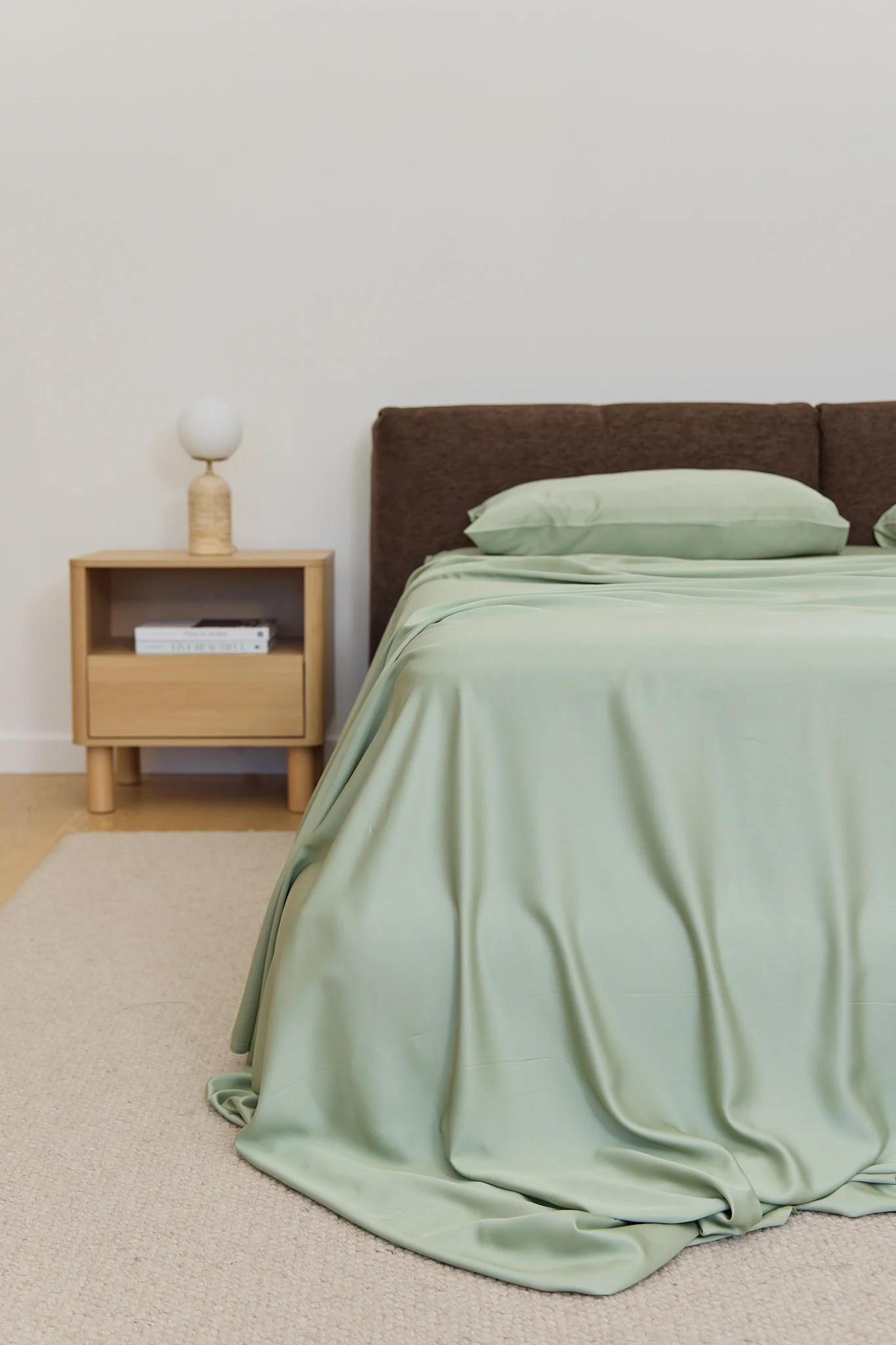 Pistachio Bamboo Fitted Sheet - Image 4