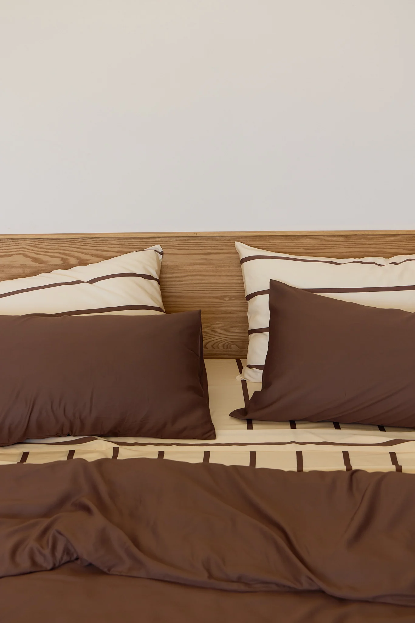 Chocolate Stripe Bamboo Sheet Set - Image 3