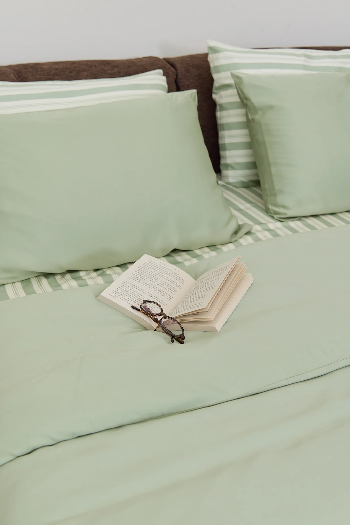 Pistachio Bamboo Pillowslip - Image 3