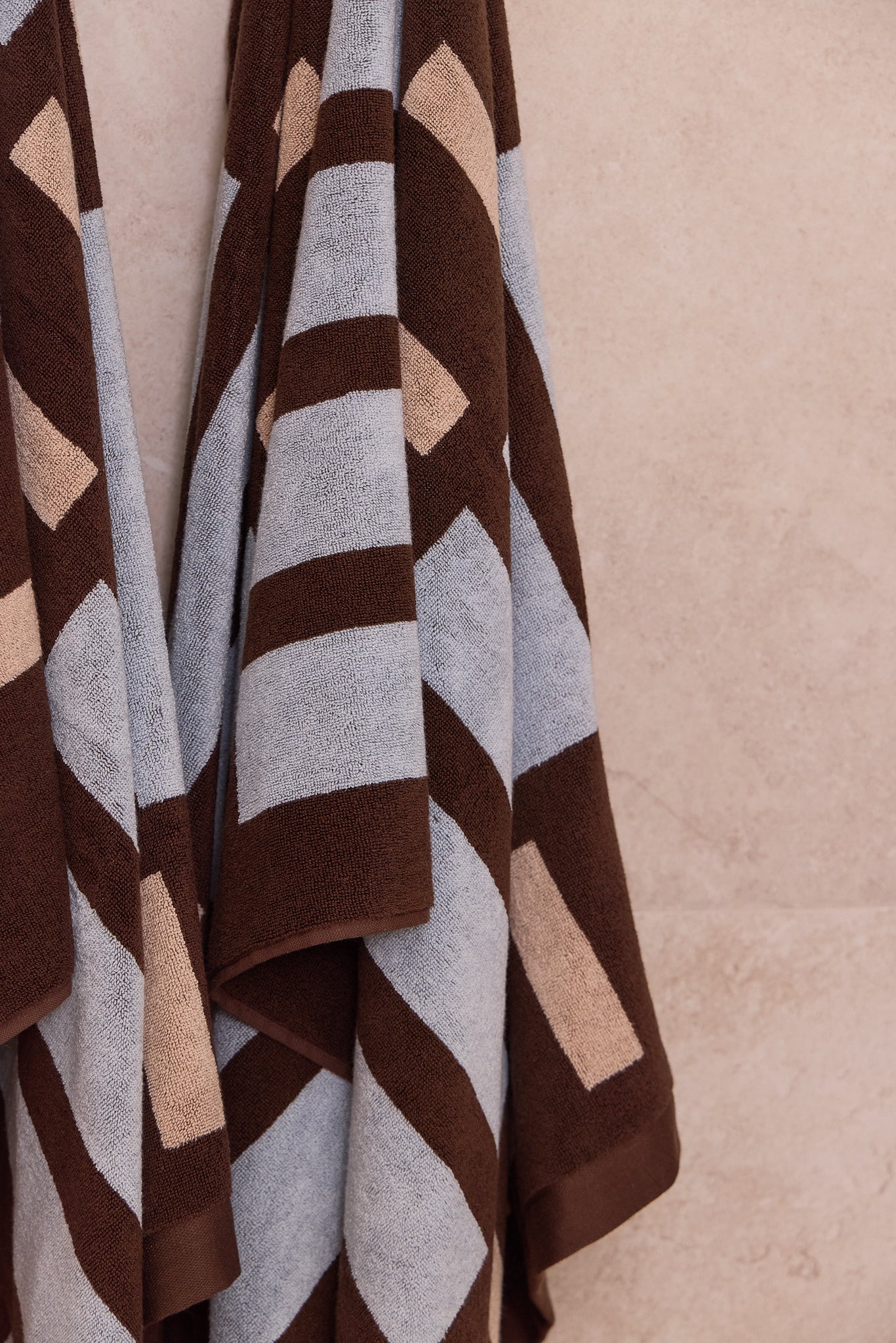 MT x MYC Bath Sheet Chocolate - Image 8